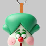 Broccoli head baby PVC keychain with vegetable crown design