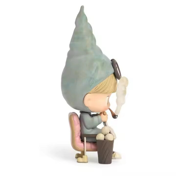 designer vinyl figurines chef wizard side view